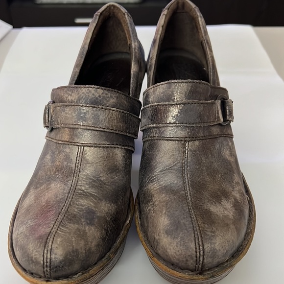 Born hand crafted footwear - Picture 3 of 4